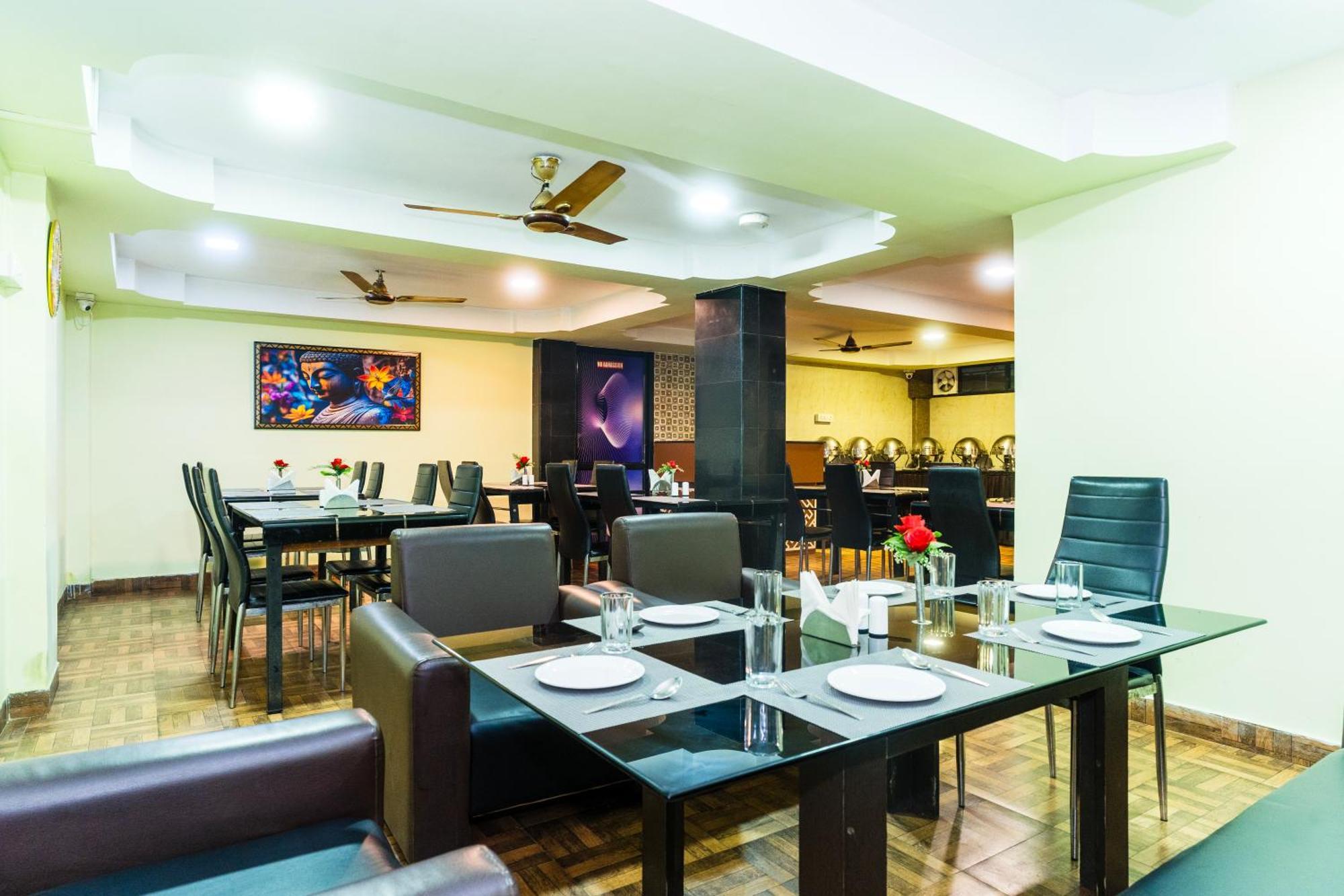 Apples Balaji Inn Siliguri Exteriér fotografie